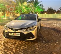 تۆیۆتا کامری